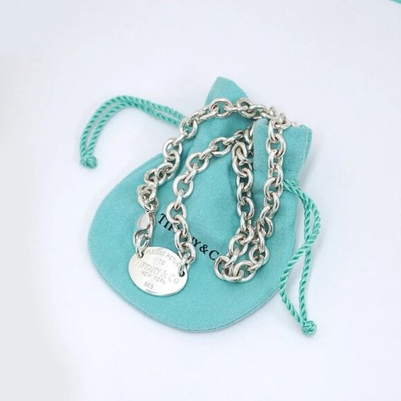 Tiffany & Co. Return to Oval Necklace 16" Silver 925 Auth w/Bag #0379